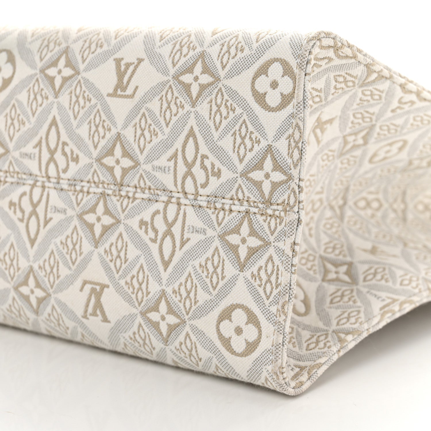 Louis Vuitton Jacquard Since 1854 OnTheGo MM Handbag - Creme