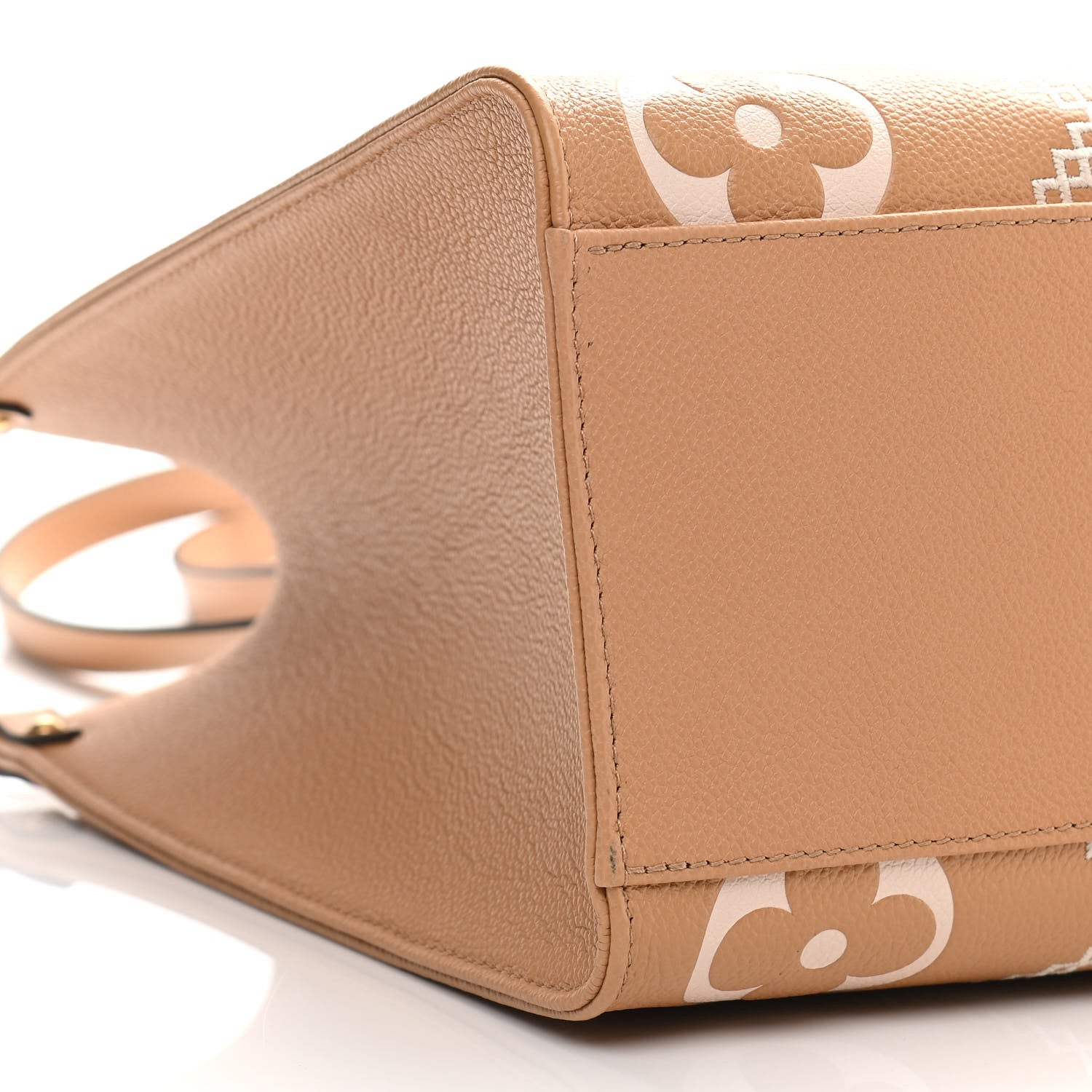 Louis Vuitton Empreinte Monogram Giant Broderies OnTheGo MM Tote Bag - Light Brown