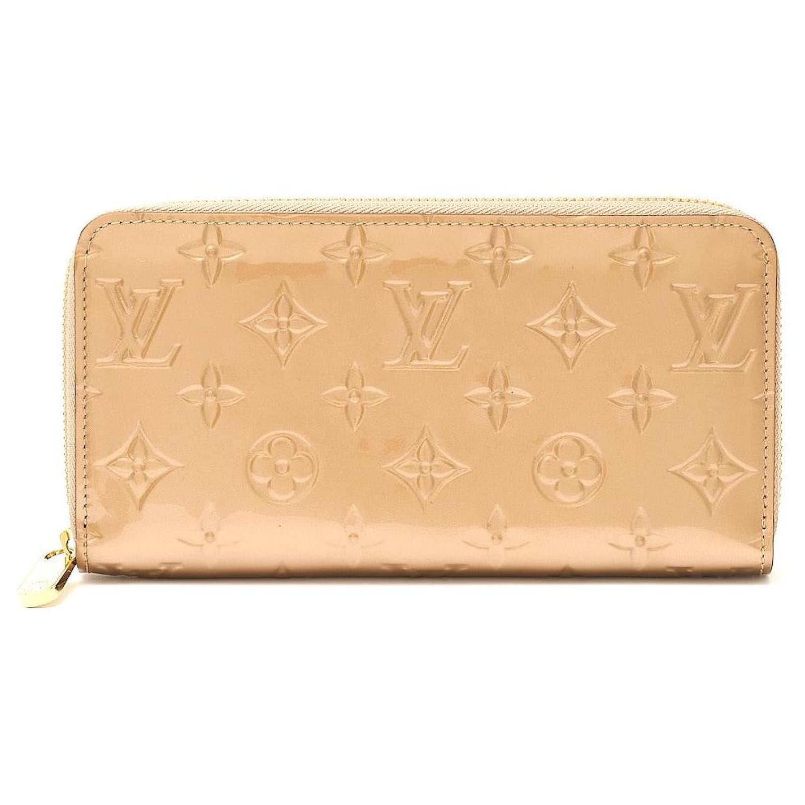 Louis Vuitton Monogram Vernis Zippy Wallet - Beige