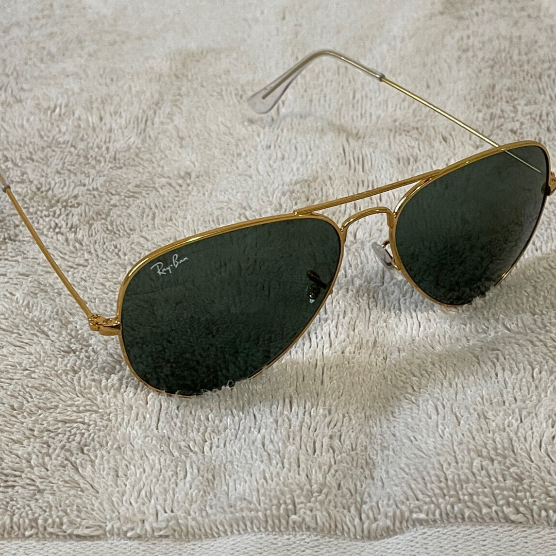 Ray Ban Aviator Classic RB3025 L0205 Gold Frame Sunglasses