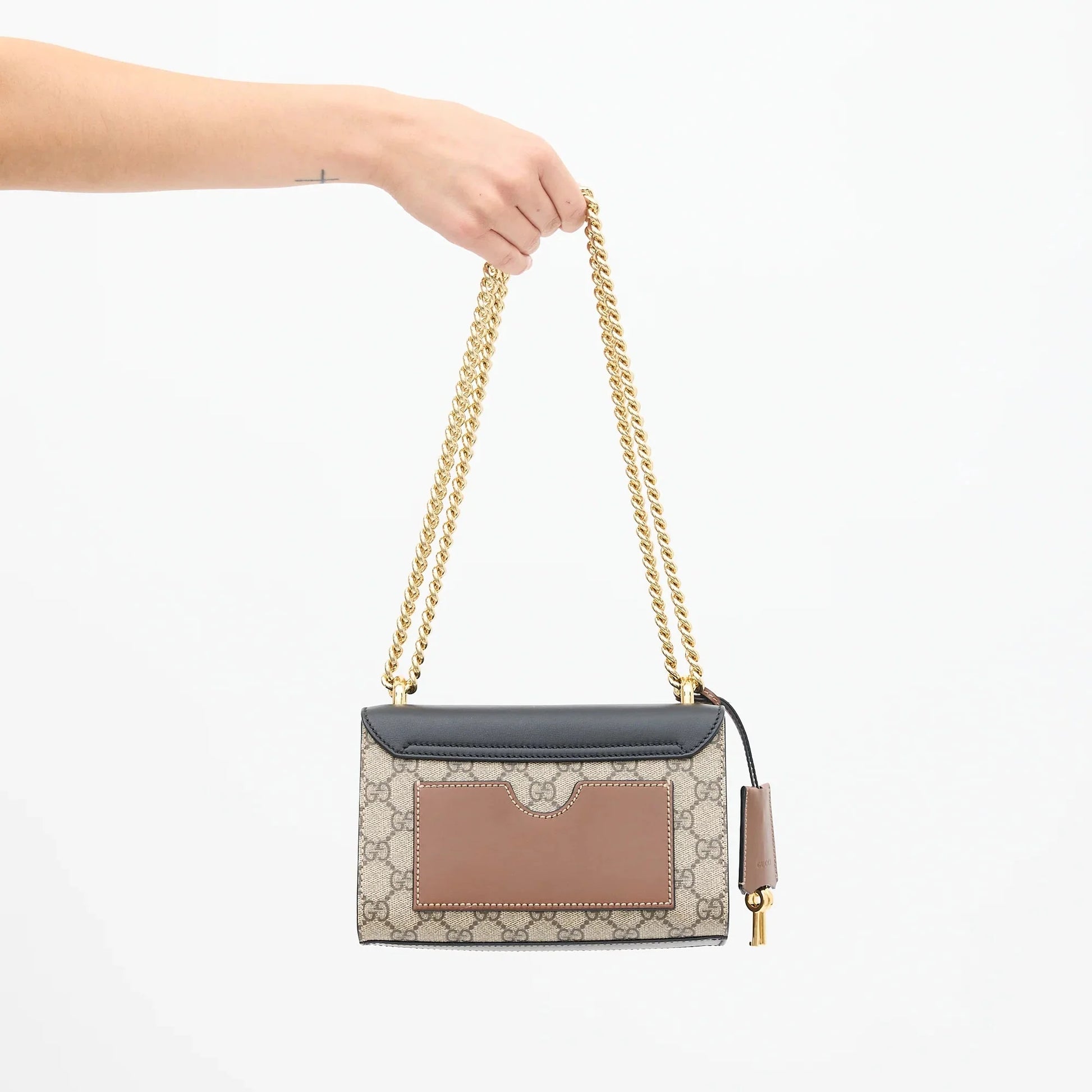 Gucci GG Padlock Crossbody Shoulder Bag – Black