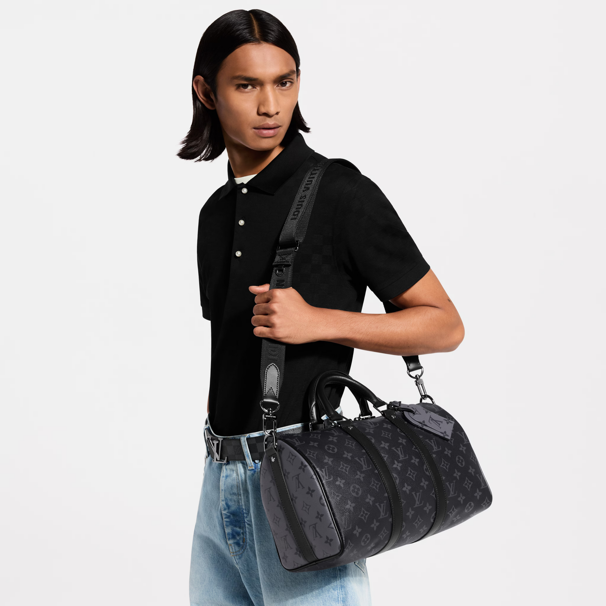 Louis Vuitton Monogram Eclipse Keepall Bandoulière 35 Duffle Bag – Black