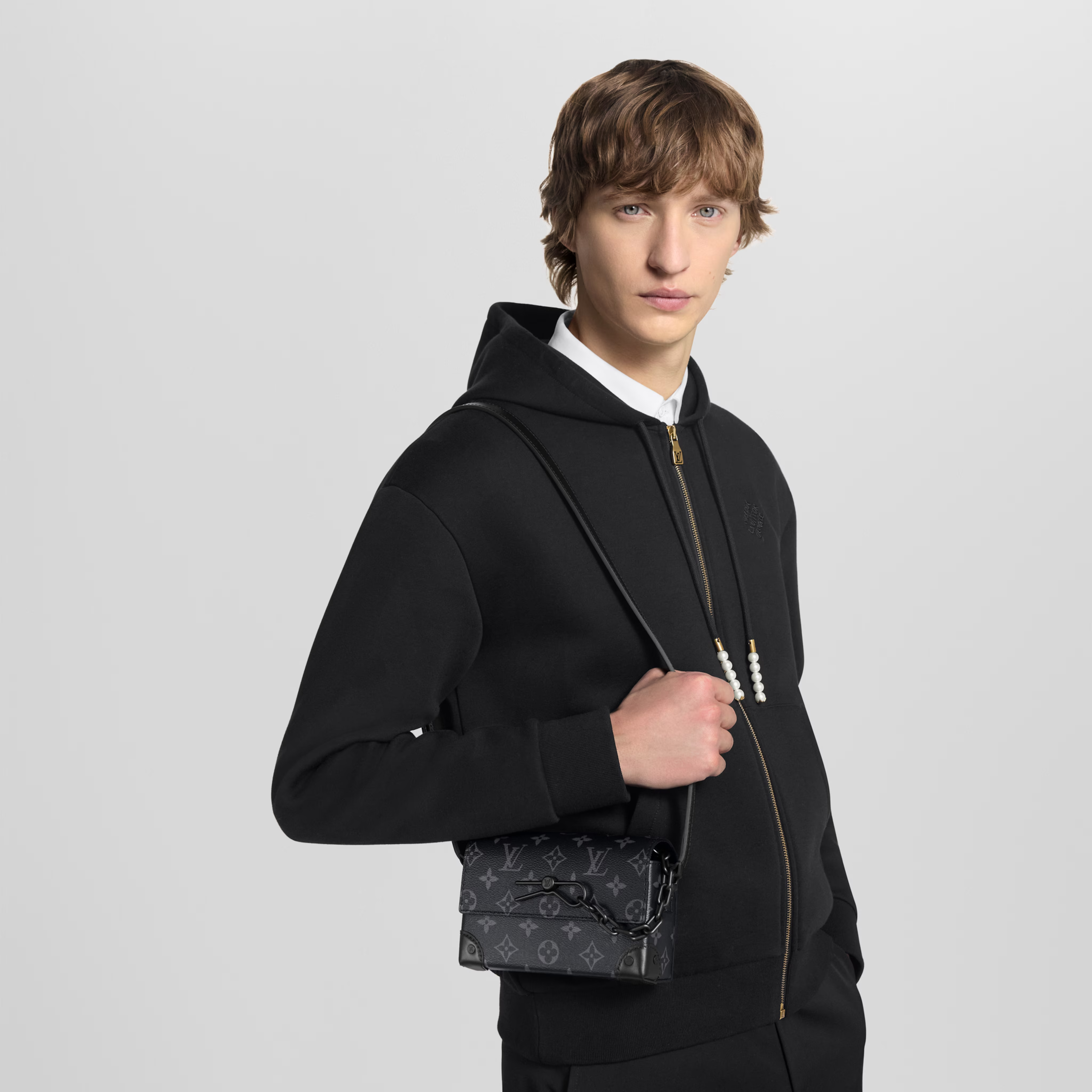 Louis Vuitton Monogram Eclipse Steamer Wearable Wallet – Black