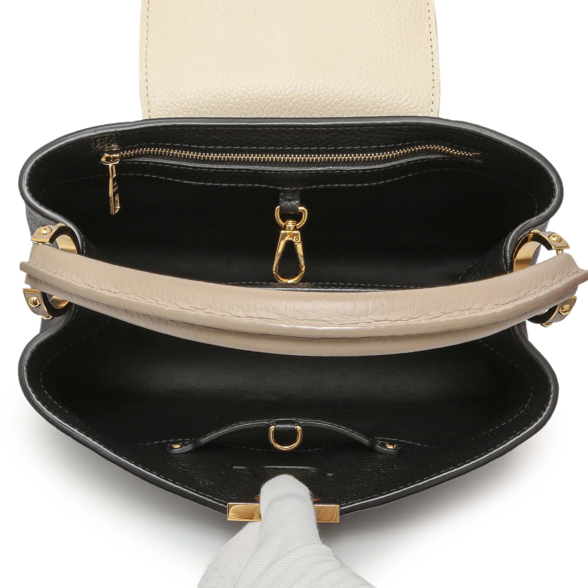 Louis Vuitton Taurillon Leather Capucines Handbag – Black