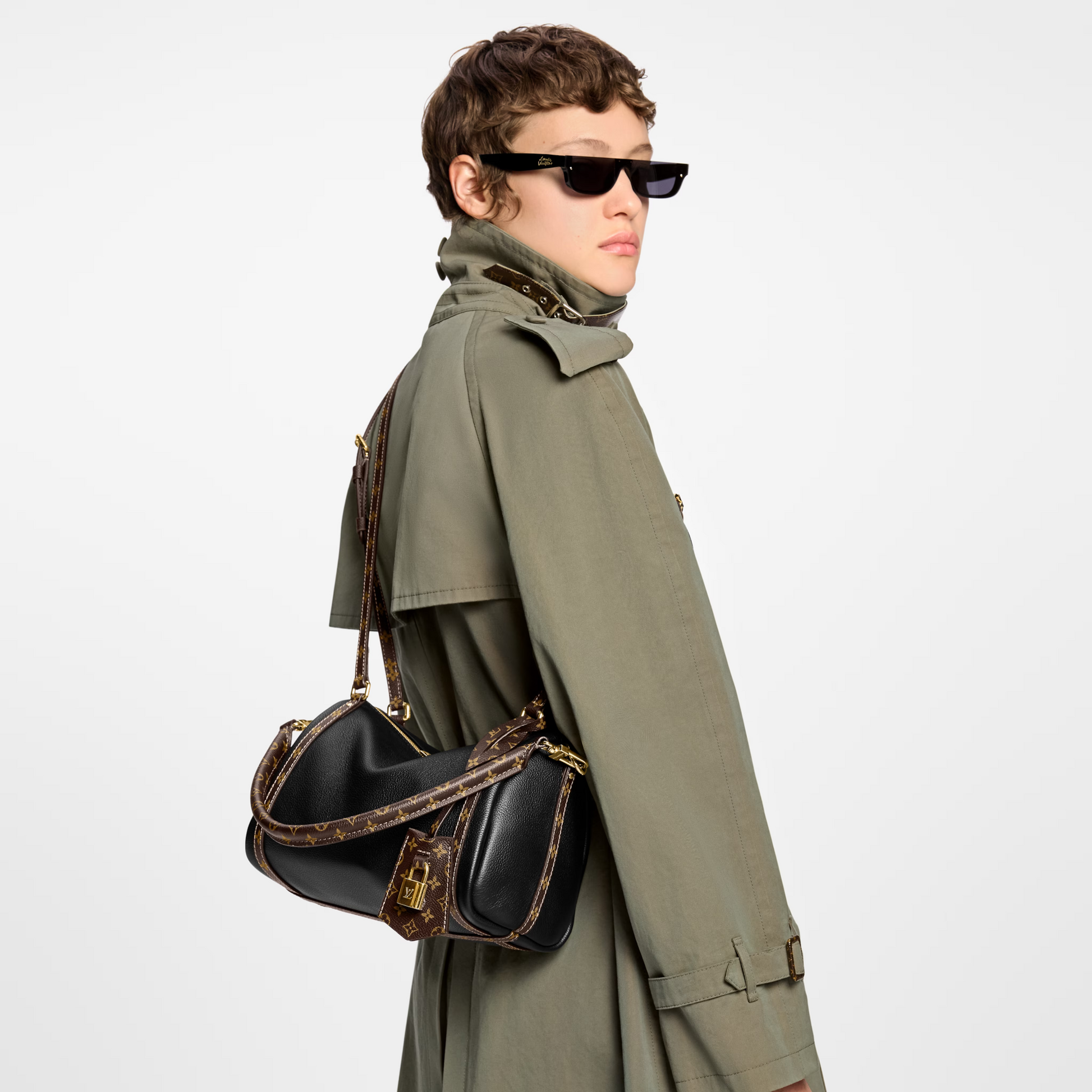 Louis Vuitton Calfskin Express PM Shoulder Bag – Black