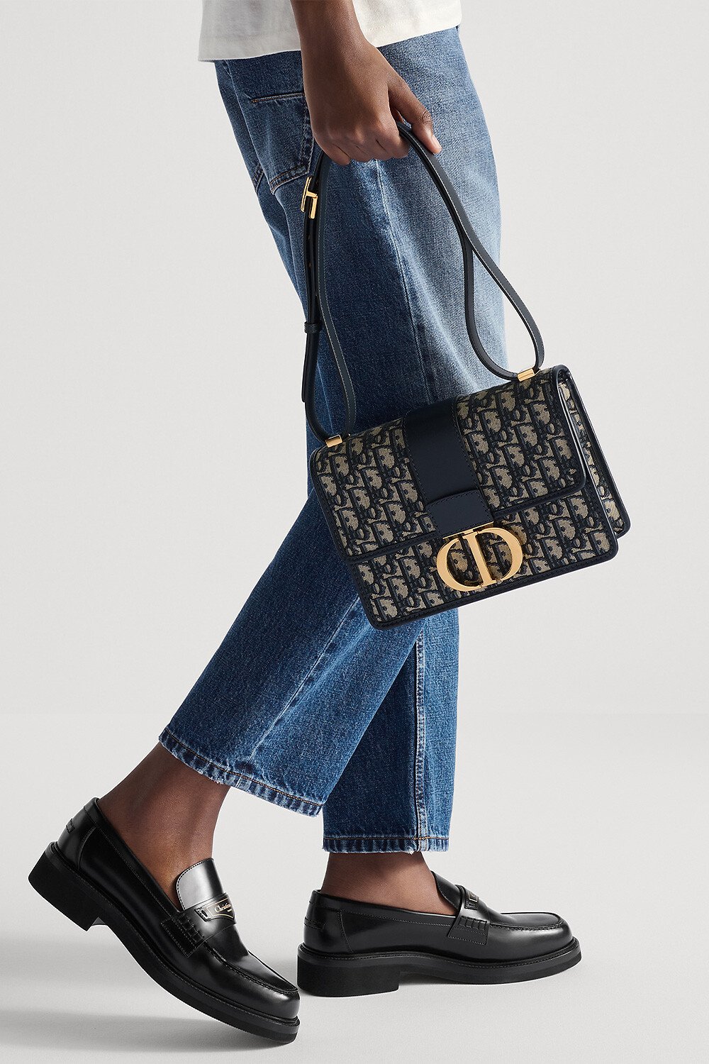 Dior 30 Montaigne Chain Flap Bag - Navy Blue
